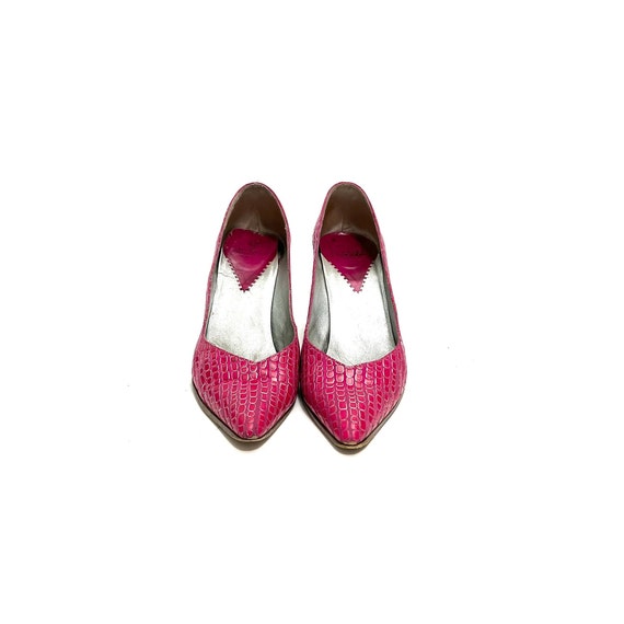 Vintage Y2K Embossed Leather Heels // Pink and Si… - image 2