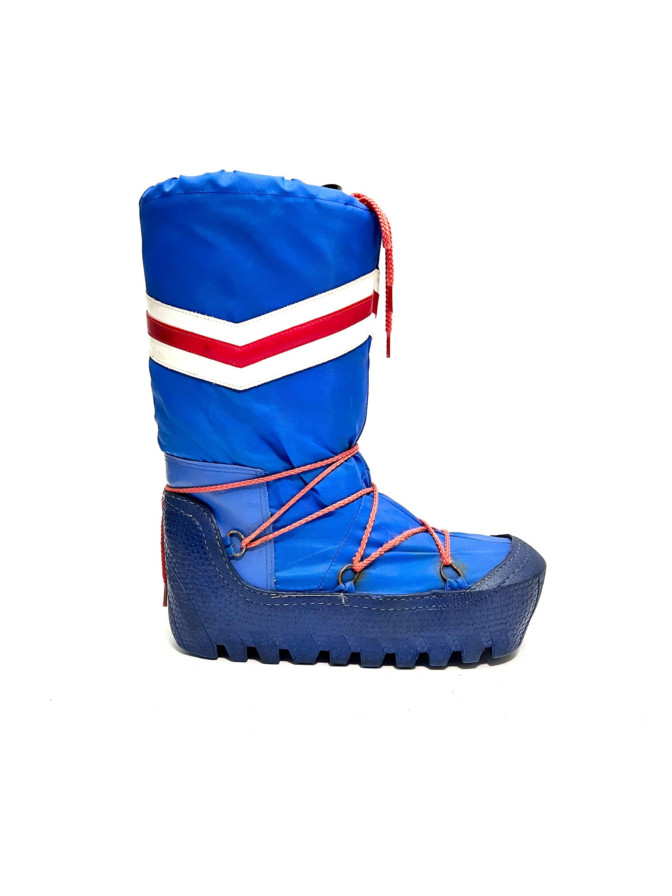 Vintage 1980s Womens Moon Boots // Blue Nylon Platform Pull 