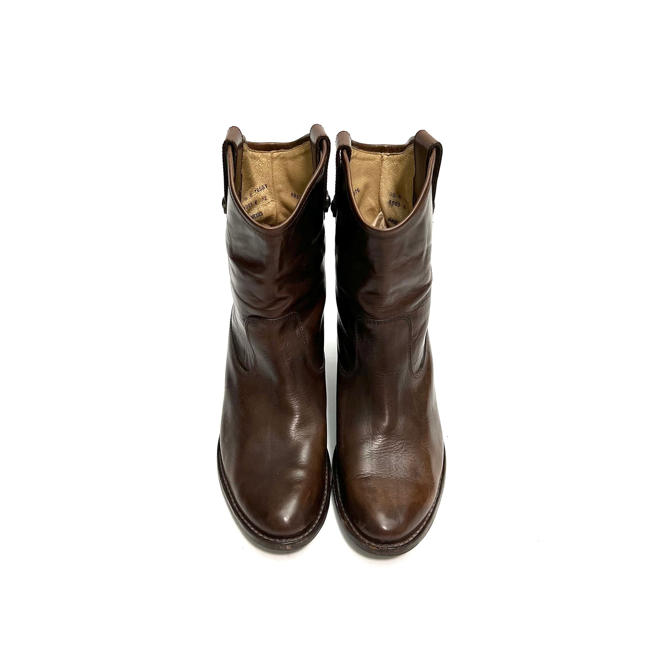 Vintage Y2K Heeled Ankle Boots // Brown Leather Pull on  display picture 1