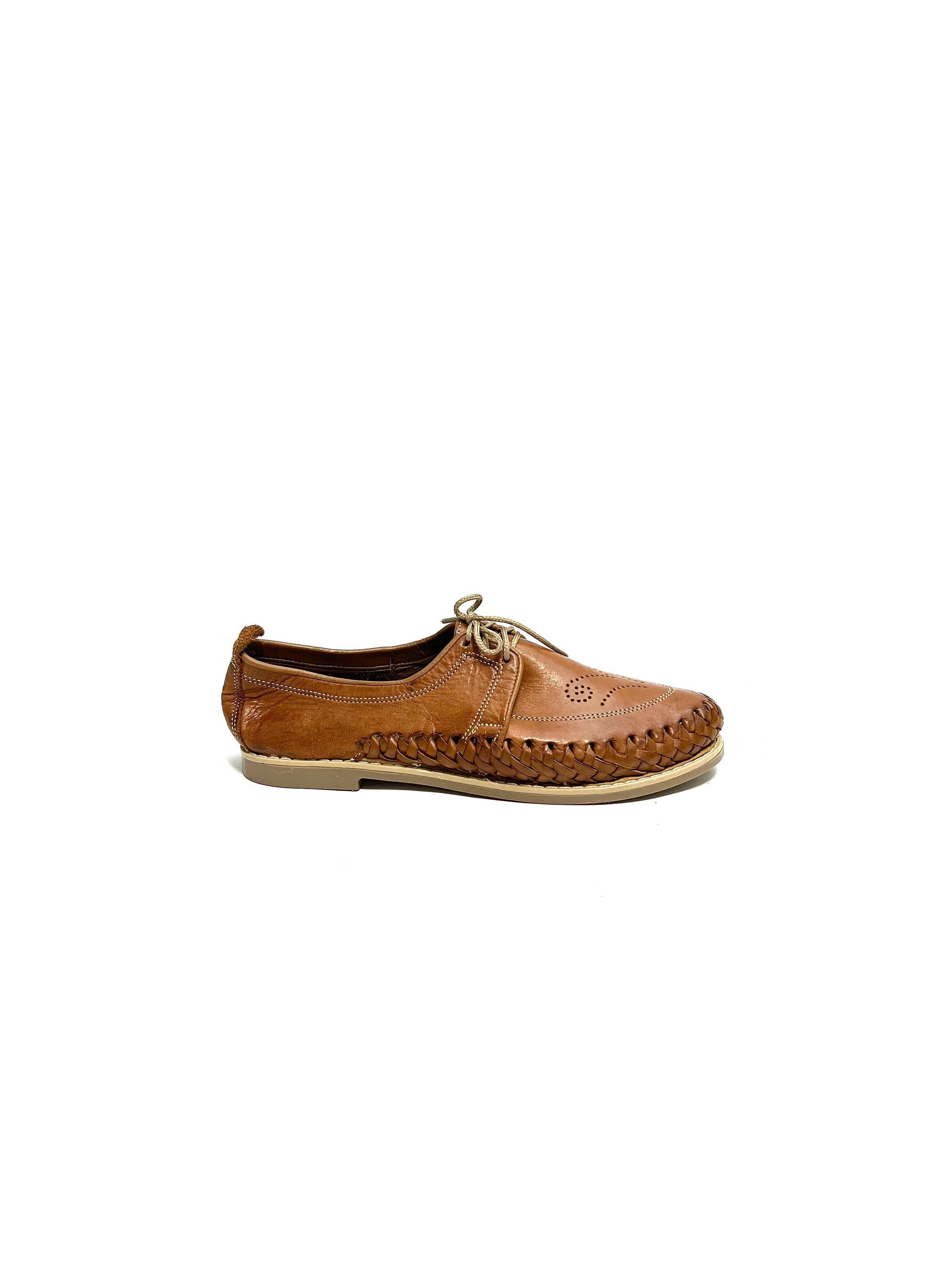 Vintage 1970s Womens Deck Shoes // Brown Leather Lace up Casual