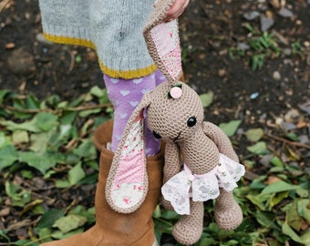 Lucy bunny Traditional amigurumi PDF crochet pattern