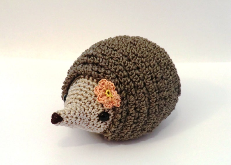 Hedgehog family amigurumi PDF crochet pattern image 4