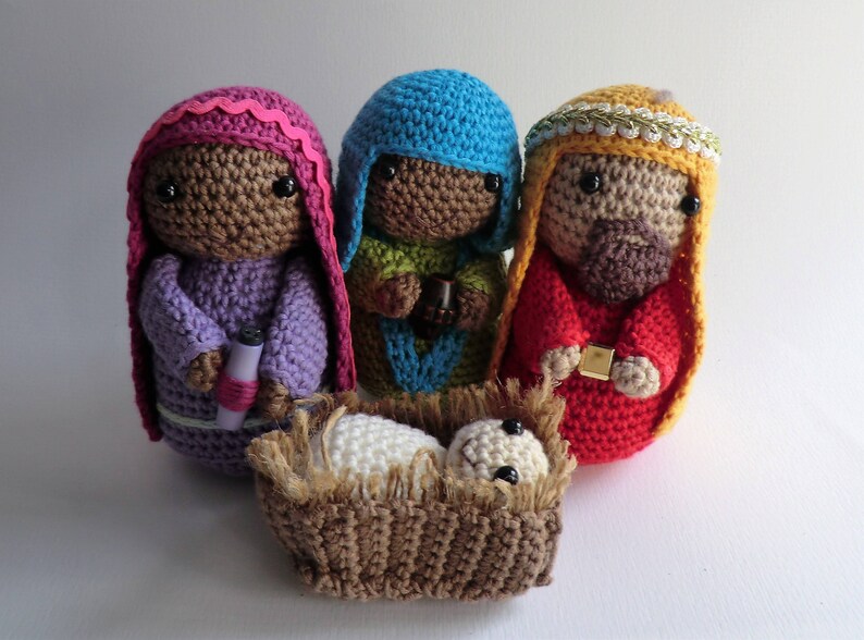 Crochet Christmas nativity amigurumi PDF pattern image 3