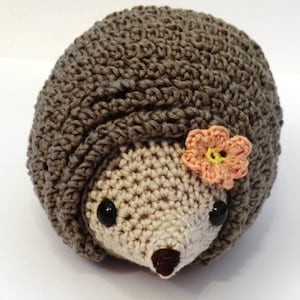 Hedgehog family amigurumi PDF crochet pattern image 5