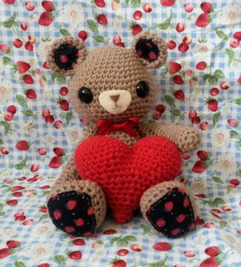 Teddy with heart amigurumi PDF crochet pattern image 2