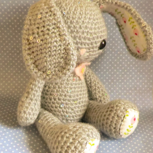 Easter bunny and chick amigurumi crochet pattern
