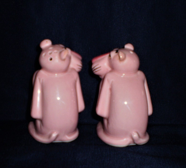 Vintage and Rare Pink Panther Salt and Pepper set image 3