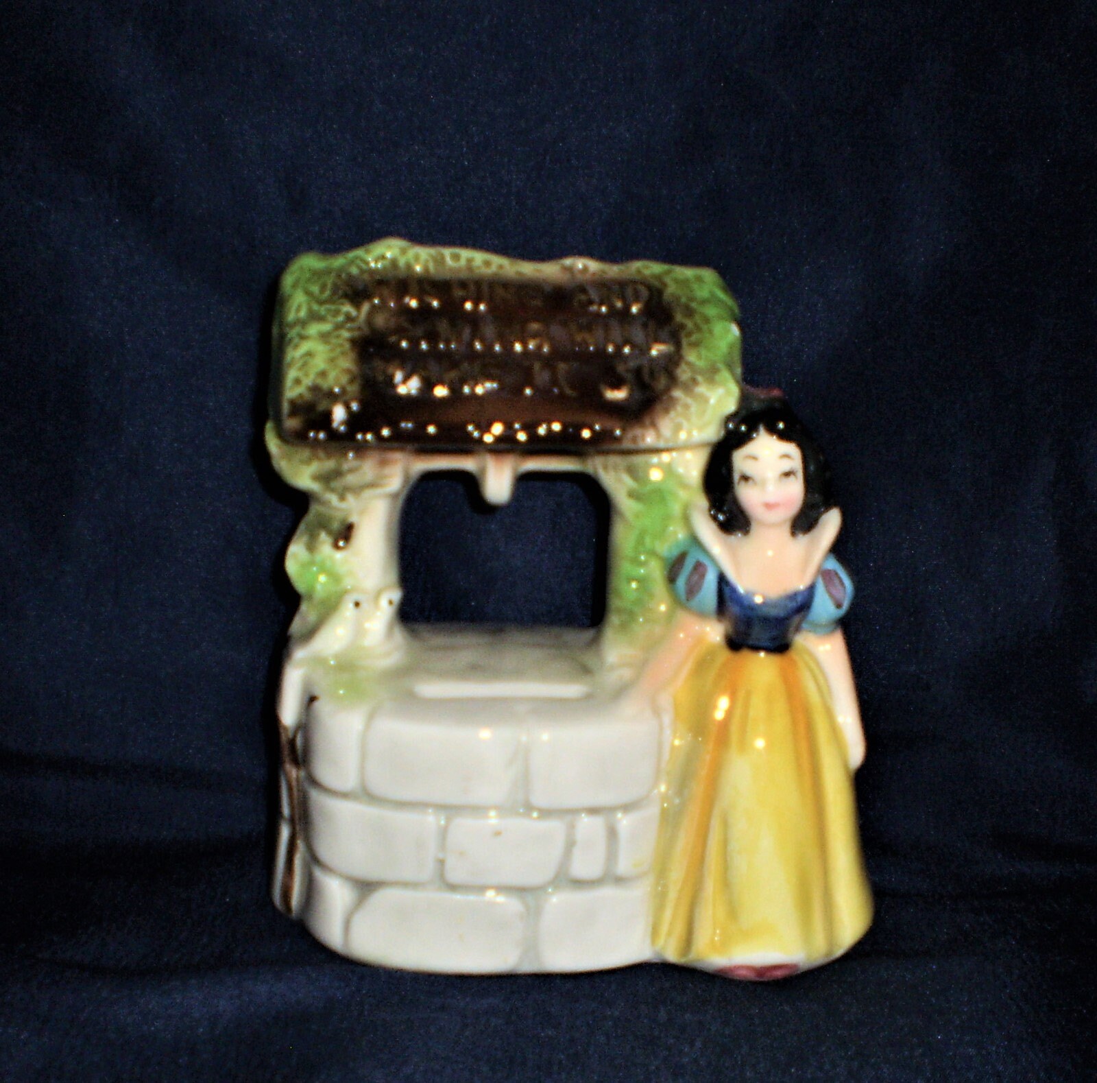 Vintage Snow White & Wishing Well Coin Bank - Etsy