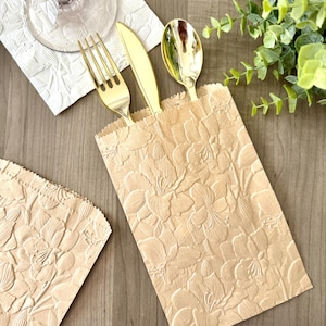 Embossed Magnolia Kraft Favor Bags – Rustic Wedding, Set of 20+