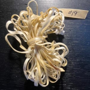 Deer #19  19' Rawhide Sinew 1 pc 1/8"  Regular Weight Drums Rattles Repairs