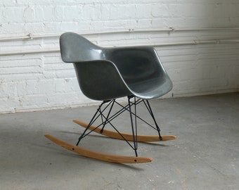 Eames for Herman Miller Fiberglass Arm Chair Rocker-RAR (Elephant hide)