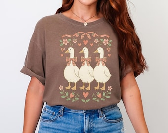 Vintage Goose PNG, Retro Goose Sublimation, 1980s Groovy Aesthetic, Pink Goose Coquette PNG, Floral Cottage Core Duck, Strawberry Bow Goose