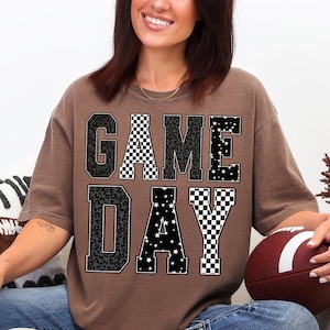 Gameday PNG, Retro Football PNG, Football Mom PNG, Football Shirt Png, Checkered Star Football Shirt Sublimation, Game Day Digital Download