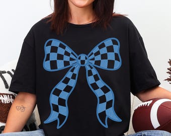 Blauer karierter Bogen PNG, Blauer Spieltag Shirt Design, Kariertes Schulmaskottchen PNG, Kokett Bogen Spieltag Shirt Design PNG, Baseball Fußball