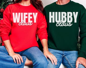 Paquete de imágenes PNG navideñas para parejas, PNG de la esposa y el esposo Claus, camisetas navideñas a juego para parejas, divertido conjunto de PNG navideños, sublimación navideña