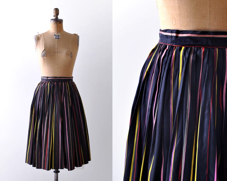 1950 striped pleated skirt. Full skirt. 50s rainbow skirt. Black taffeta. xxs. xs. Pink, red. image 1