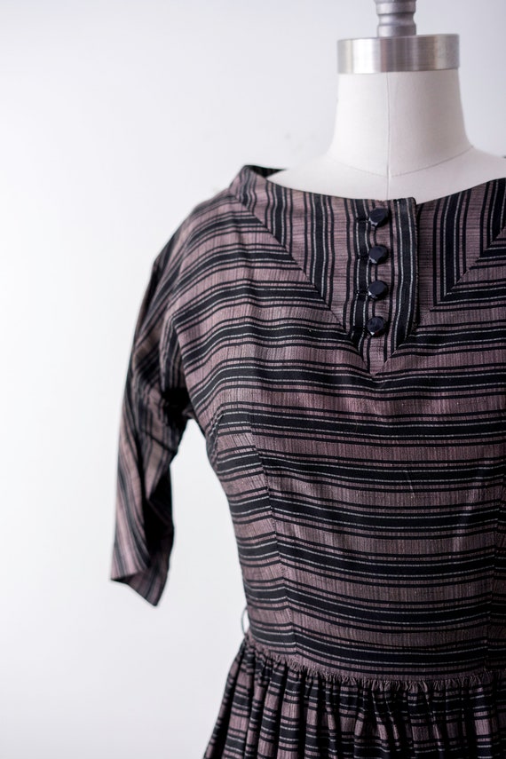 Vintage 60’s striped dress. 1960 silver & black d… - image 8