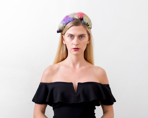 50’s colored feather hat. rainbow. 1950 blue felt