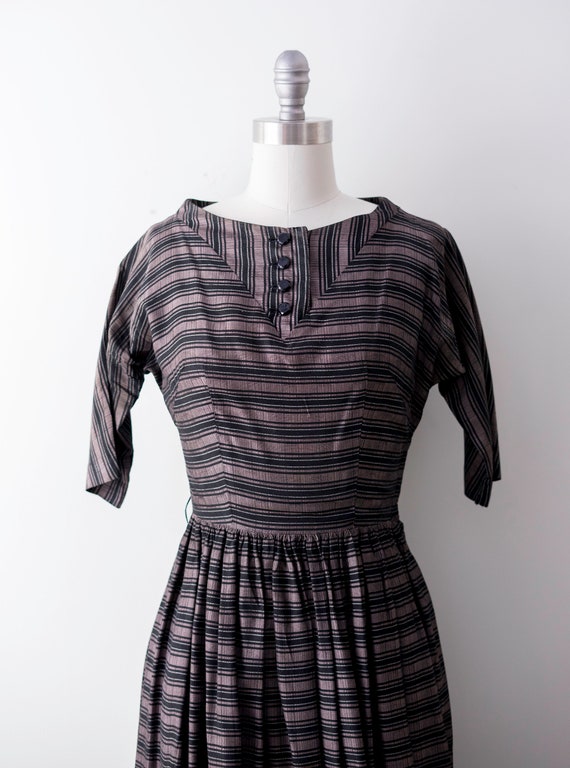 Vintage 60’s striped dress. 1960 silver & black d… - image 9