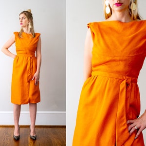 60&#39;s orange dress. vintage 1960 linen sheath dress. bold orange. summer. hattie carnegie xs. wiggle.