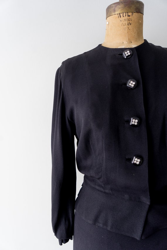 1940's black crepe suit set. vintage 40's 2-peice… - image 6