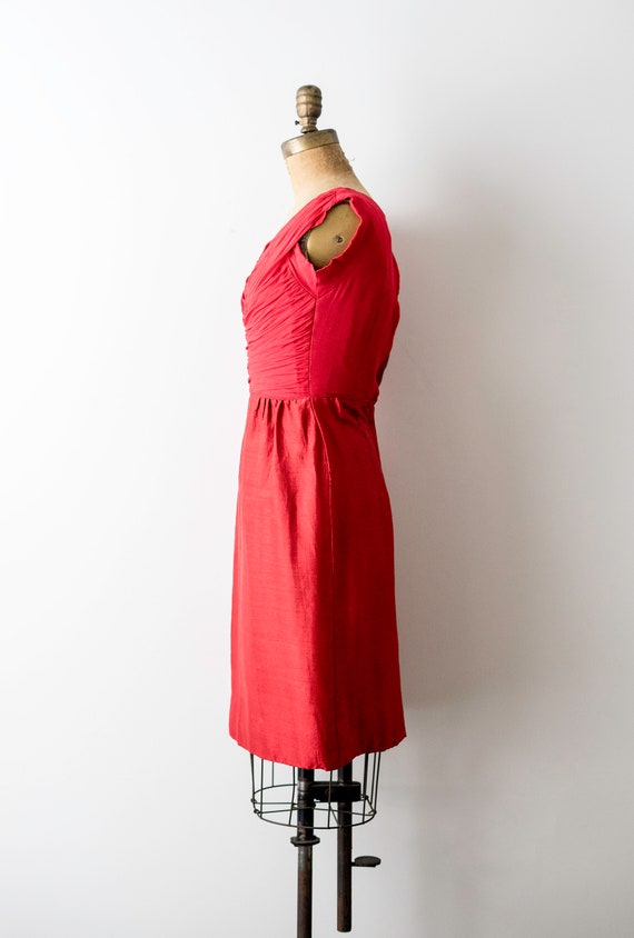 60 Vintage red dress. 1960’s chiffon sheath dress… - image 10