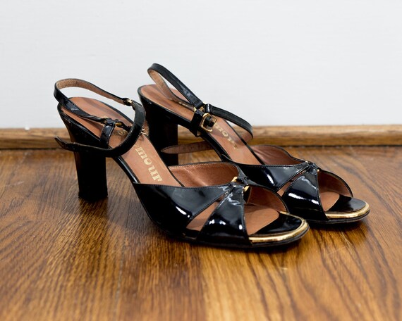 1970's Black Patent leather sandals. size 7.5. Vi… - image 1