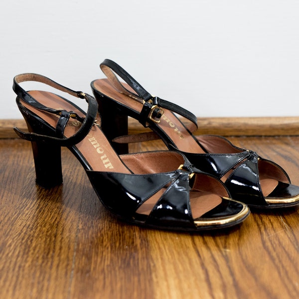 1970's Black Patent leather sandals. size 7.5. Vintage 70s black gold pumps. ankle straps, buckle, heel.