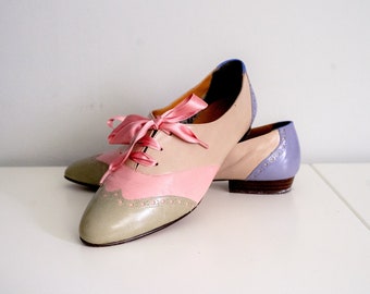 1980 spectator shoes. vintage 80s pastel pink oxfords. taupe tan and blue. 7.5.