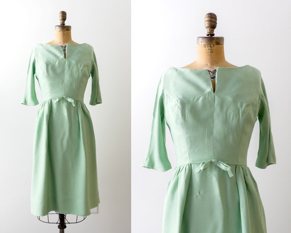 1950’s mint green dress. 50 sheath dress. Pastel g