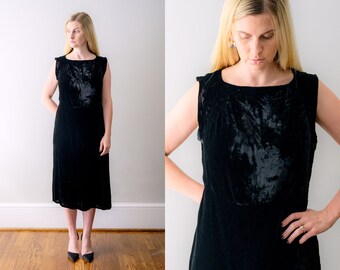 1920&#39;s vintage dress. 20&#39;s black velvet dress. flapper dress. sleeveless. m.