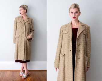 1940's tan tweed coat. vintage 40 tweed coat. collared. buttons. brown wool tweed. pockets. S. Medium.