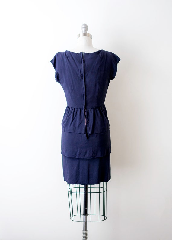 50’s wiggle dress. Vintage 1950 navy blue dress. … - image 6