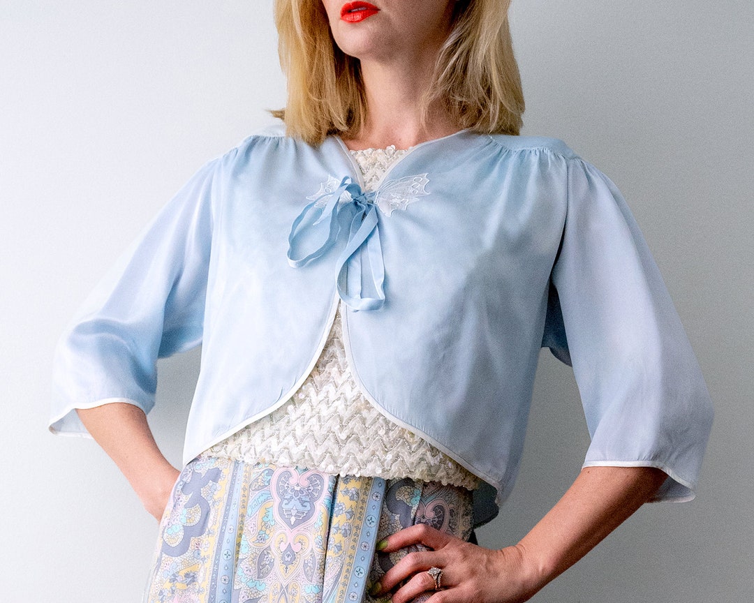 40s Jacket 40's Vintage Bed Jacket. Butterfly. 1940's Light Blue Satin Bed Jacket ...
