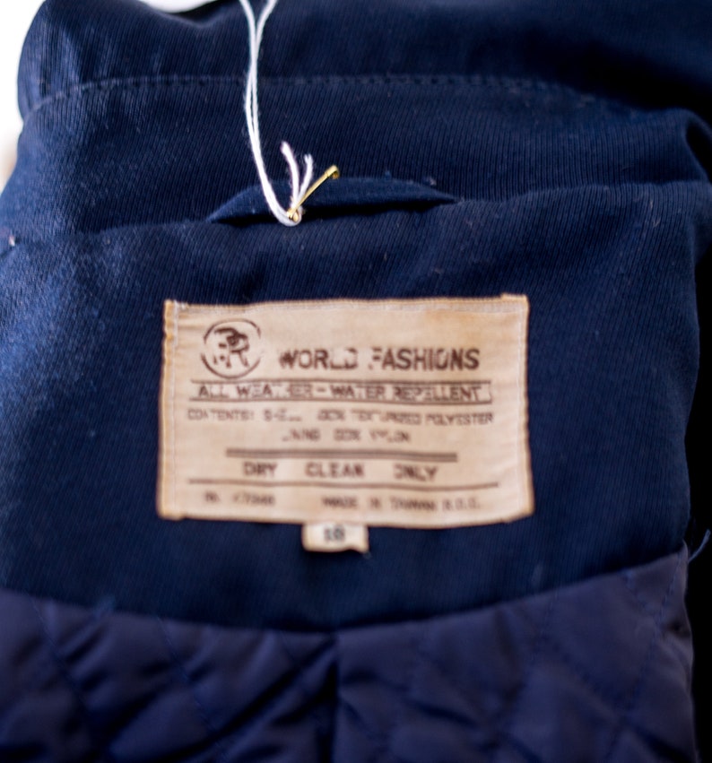 Belt Military style Rain coat polyester 1970 trench coat XL Vintage 70\u2019s navy blue coat