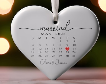 Personalized Wedding Date Ornament, Heart Shaped Calendar Keepsake, Custom Wedding Date Anniversary Ornament, Custom Married Ornament