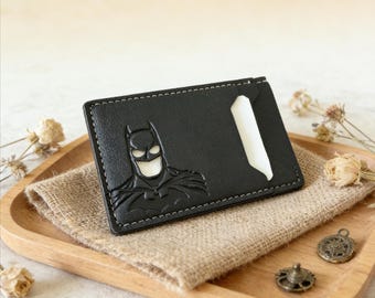 Cartera de cuero personalizada para identificación, tarjetero con relieve de héroe, regalo para él