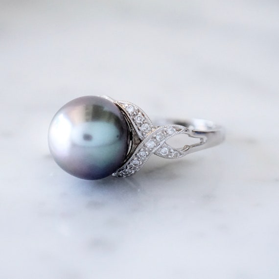 Gray Pearl Ring, 18k White Gold Tahitian Pearl and