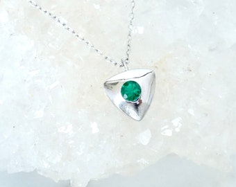 Emerald Pendant Vintage, White Gold Emerald Pendant Necklace, Contemporary 14k Pendant