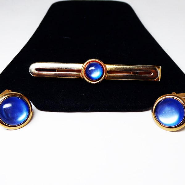 Royal Blue Swank Cuff Links & Tie Bar - Mens Vintage Jewelry, Round Moon Glow Lucite Cabochons - Goldtone  - Mid Century