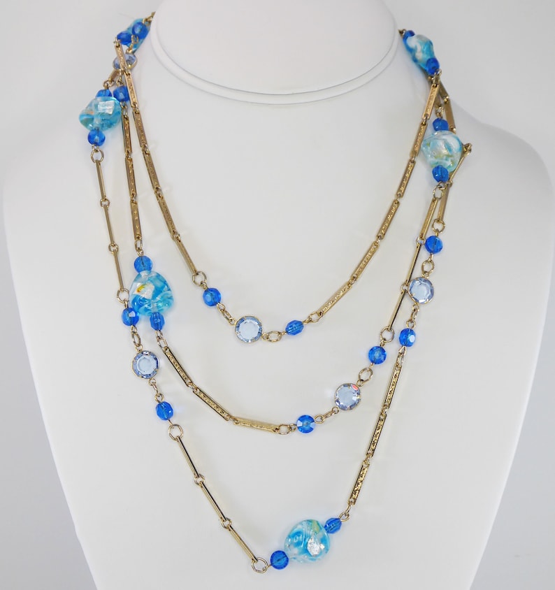 Shades of Blue Beaded Necklace Bezel Set Austrian Crystals Gold Tone Chain with Venetian Glass /& Oval Crystal Beads Vintage 1970s 1980s