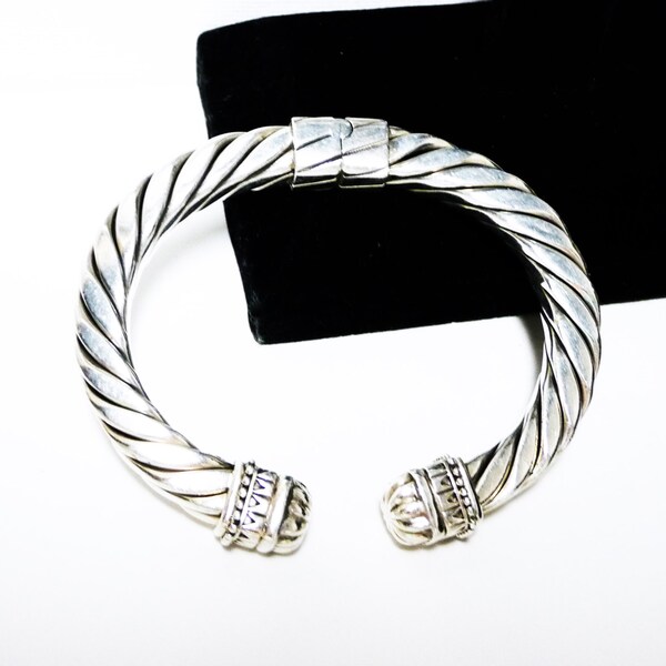 Sterling Silver Hinged Cuff - Twisted Square Bracelet - Modern Design - Vintage Signed 925 on Decorative End Caps.  Stunning