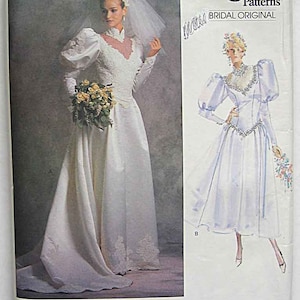 Misses&#39; Wedding Dress in Two Lengths, Petticoat, Bridal Gown Vogue 2178 Sewing Pattern UNCUT Size 10