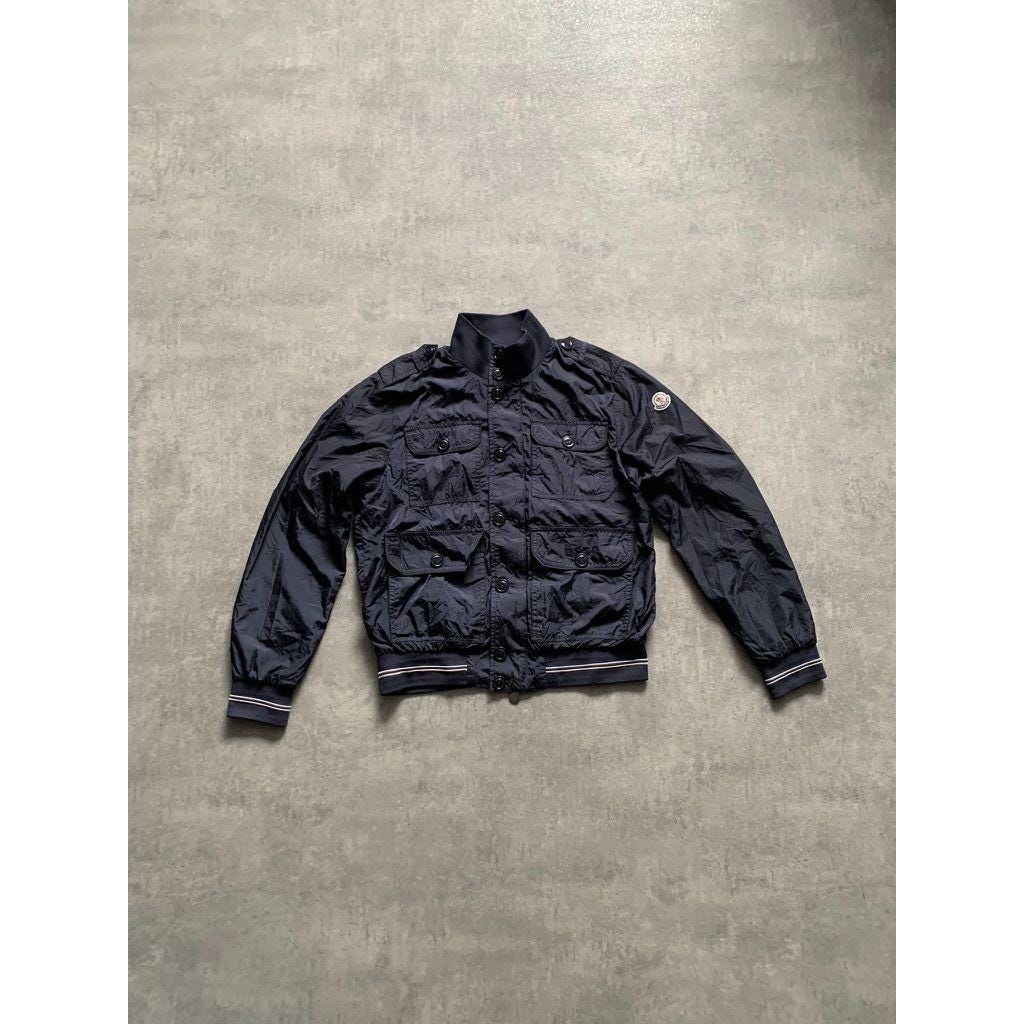 Old Moncler ネイビー　フード付きリバーシブルジャンパー Moncler ネイビー フード付きジャンパー