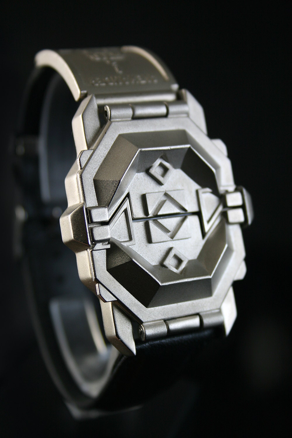 Vintage Unsex Mens Watch Hi Tek London Alexander Cyber Goth