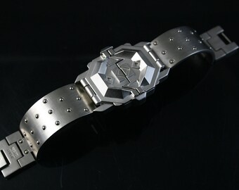 Vintage Unisex Mens Watch Cyber Goth Futuristic Retro Sci Fi
