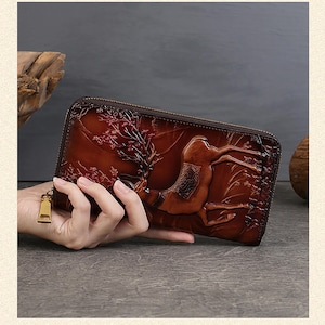 Nueva cartera vintage de cuero repujado con cremallera larga y gran capacidad.