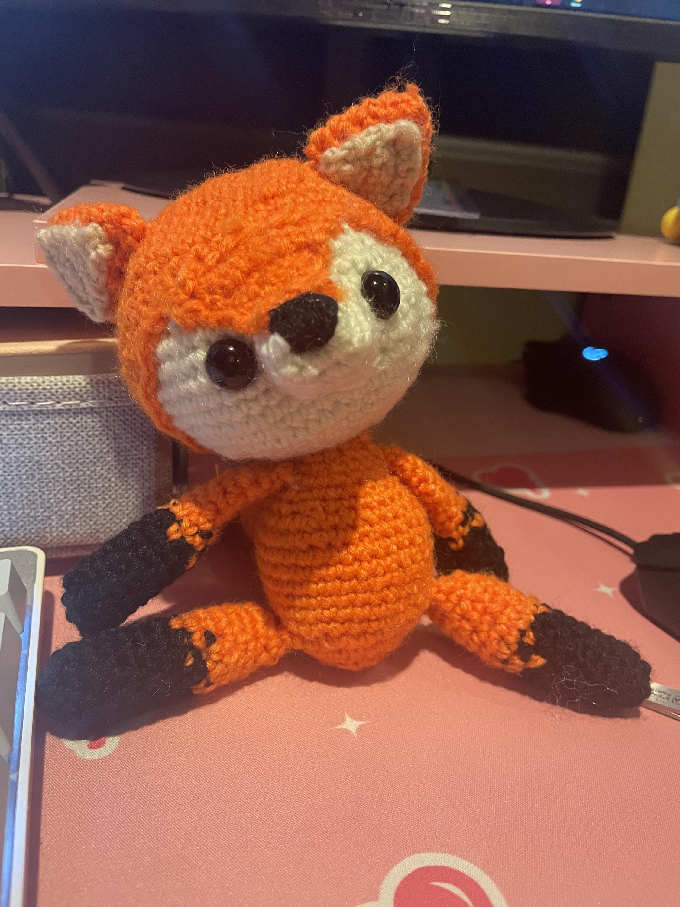 カスタマイズ可能なあみぐるみキツネバディ - オーダーメイド - Etsy 日本