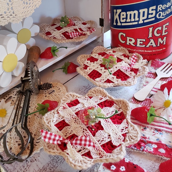 Strawberry Pie for Tiered Tray Displays / Summer Décor / Fourth of July Decoration / Fake Bake / Farmhouse / Home Décor / Fruit