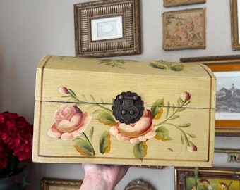 Vintage Floral Hand-Painted Dome Trunk